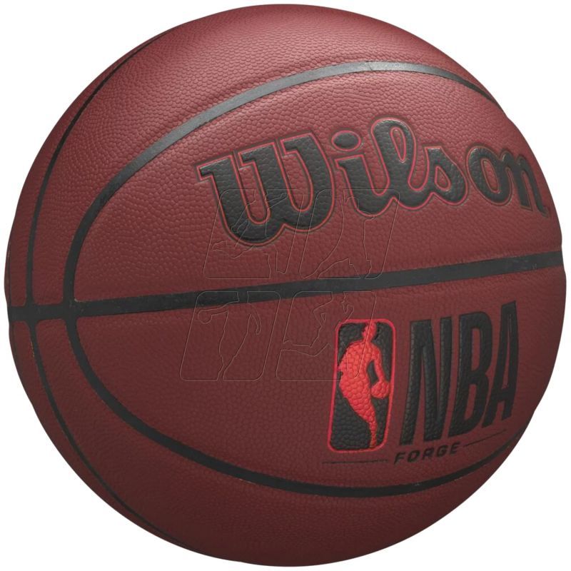 2. Piłka do koszykówki Wilson NBA Forge Crimson Ball WTB8201XB
