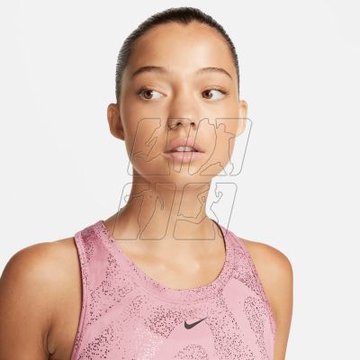 3. Koszulka Nike Dri-FIT One W DQ6304-667