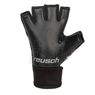 6. Rękawice Reusch Futsal Infinity M 53 70 330 7700