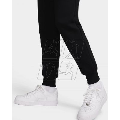 4. Spodnie Nike Sportswear Phoenix Fleece W FZ7626-010