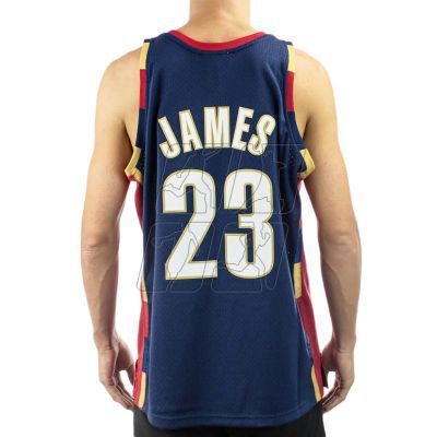 8. Koszulka Mitchell &Ness Cleveland Cavaliers NBA Swingman Jersey Lebron James M SMJYGS18156-CCANAVY08LJA