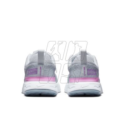 5. Buty do biegania Nike React Infinity 3 W DZ3016-100