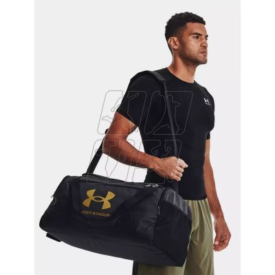 6. Torba Under Armour 1369223-002