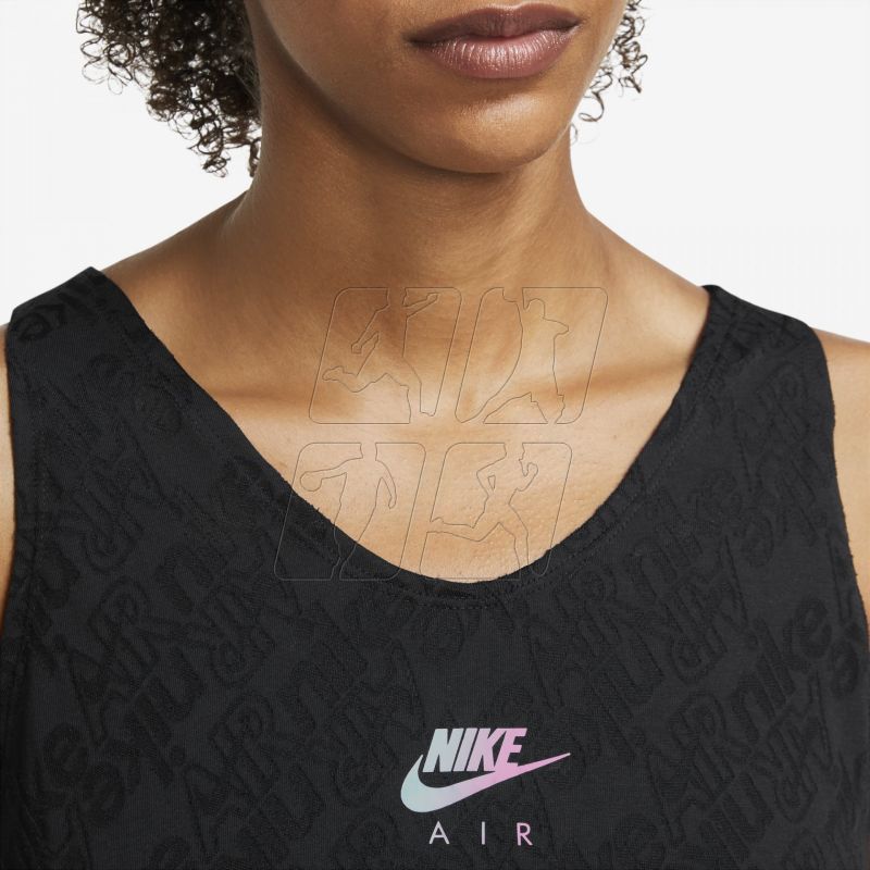 3. Koszulka Nike Air Dri-FIT W DM7787-010