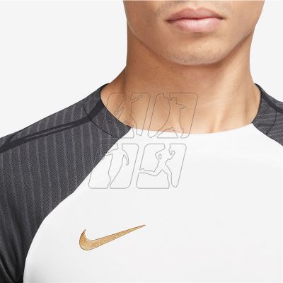 6. Koszulka Nike Chelsea FC Strike M DX3014-101