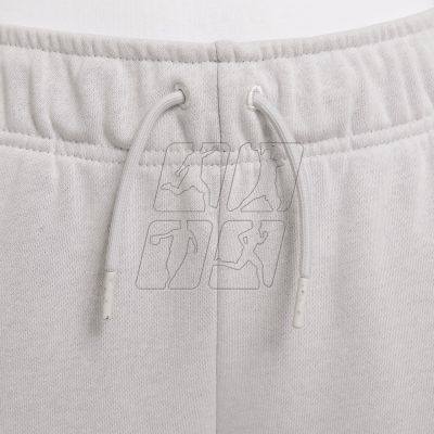 4. Spodnie Nike Sportswear Collection Essentials W DJ6941-094