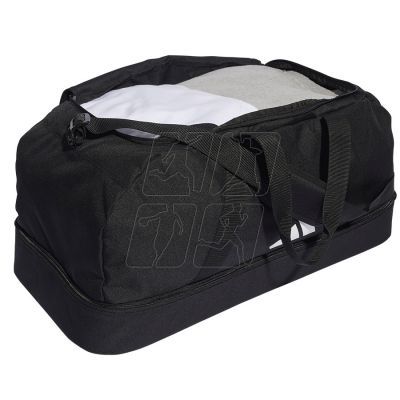 4. Torba adidas Tiro Duffel Bag BC L HS9744