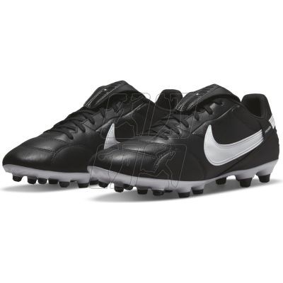 4. Buty piłkarskie Nike Premier 3 FG M AT5889-010