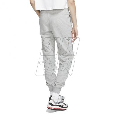 6. Spodnie Nike Essential Pant Reg Fleece W BV4095-063