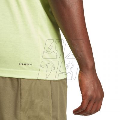 7. Koszulka adidas Trail Essentials Seasonal Training Graphic M IJ9602