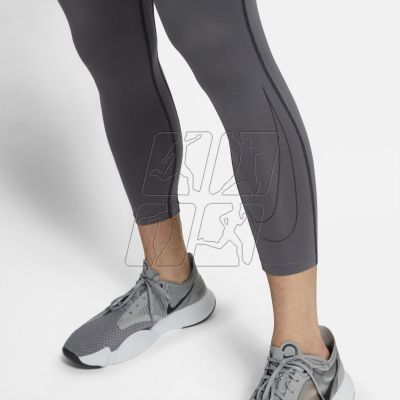 4. Spodnie Nike Pro Dri-FIT M DD1919-068