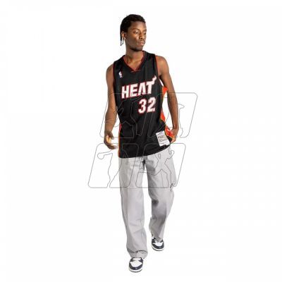 3. Koszulka Mitchell &Ness NBA Swingman Miami Heat Shaquille O`Neal M SMJYAC18017-MHEBLCK05SON