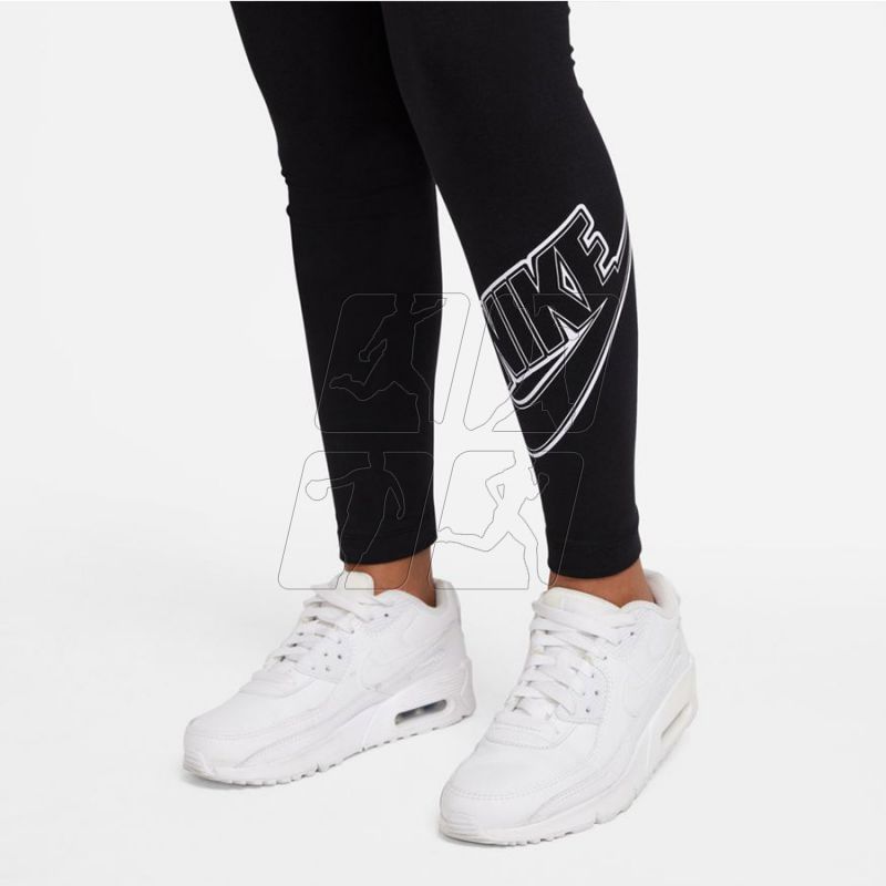 3. Legginsy Nike Sportswear Essential Jr DD6482 010