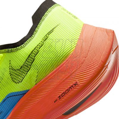 6. Buty do biegania Nike ZoomX Vaporfly Next% 2 M DV3030-700