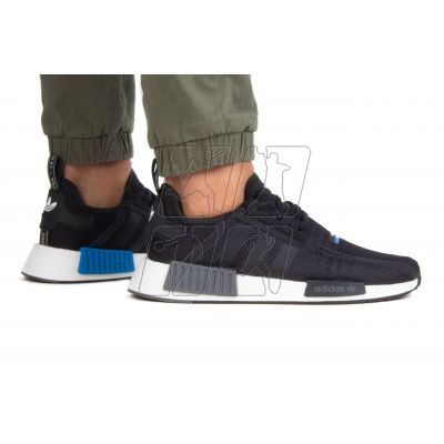 6. Buty adidas NMD_R1 M IE2091