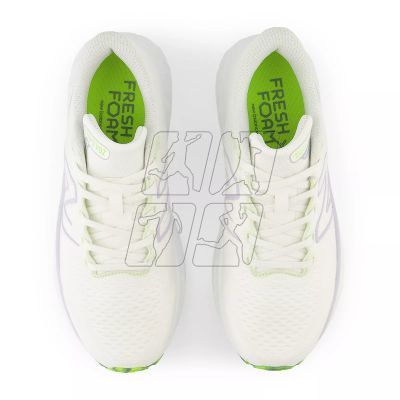 10. Buty New Balance W WEVOZCS3