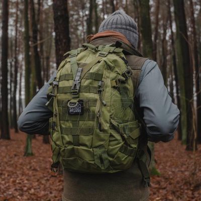 11. Plecak turystyczny Offlander Survival Trekker 25L OFF_CACC_34GN