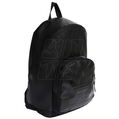 3. Plecak adidas Adicolor Archive Backpack IB9304