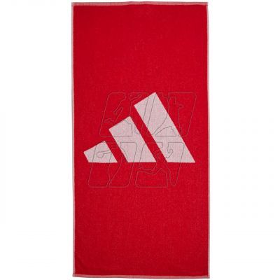 4. Ręcznik adidas 3BAR Small IR6243