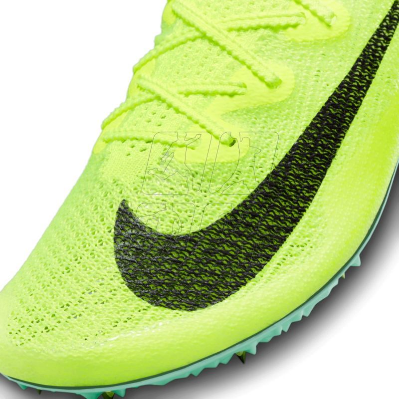 8. Buty do biegania Nike Zoom Rival Sprint M DC8753-700