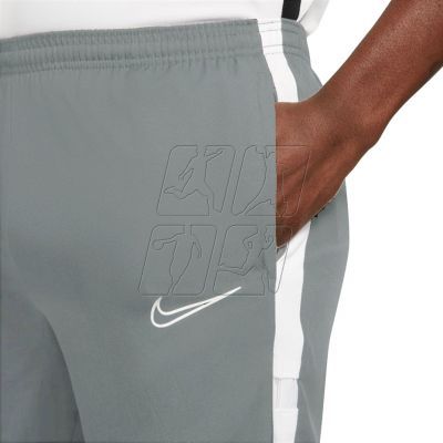4. Spodnie Nike NK Dry Academy Pant Adj Wvn Sa M CZ0988 019