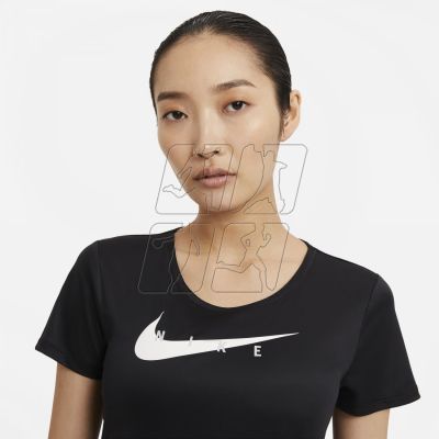 3. Koszulka Nike Swoosh Run W CZ9278-010