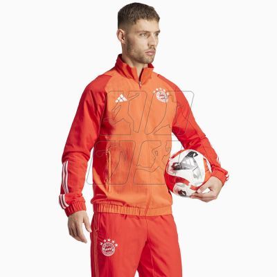 9. Bluza adidas FC Bayern Pre Jacket M IN6314