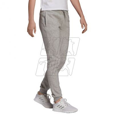 3. Spodnie adidas Essentials Slim Tapered Cuffed Pant W GM5548