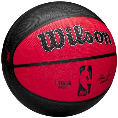 2. Piłka do koszykówki Wilson NBA Team City Edition Miami Heat WZ4024216XB
