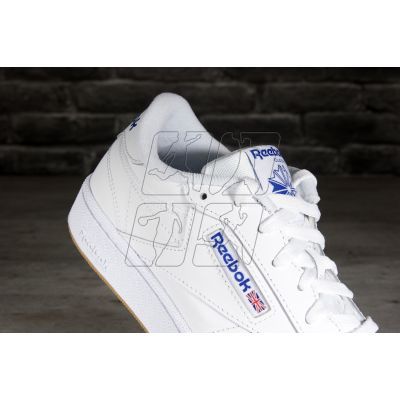 8. Buty Reebok Club C 85 M AR0459